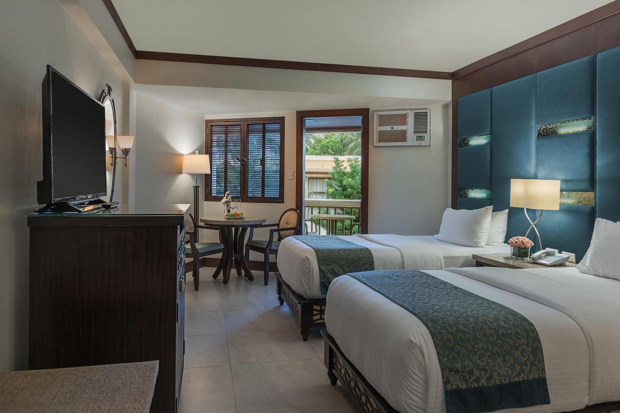 Henann Regency Resort And Spa Balabag  Pokoj fotografie Deluxe Room